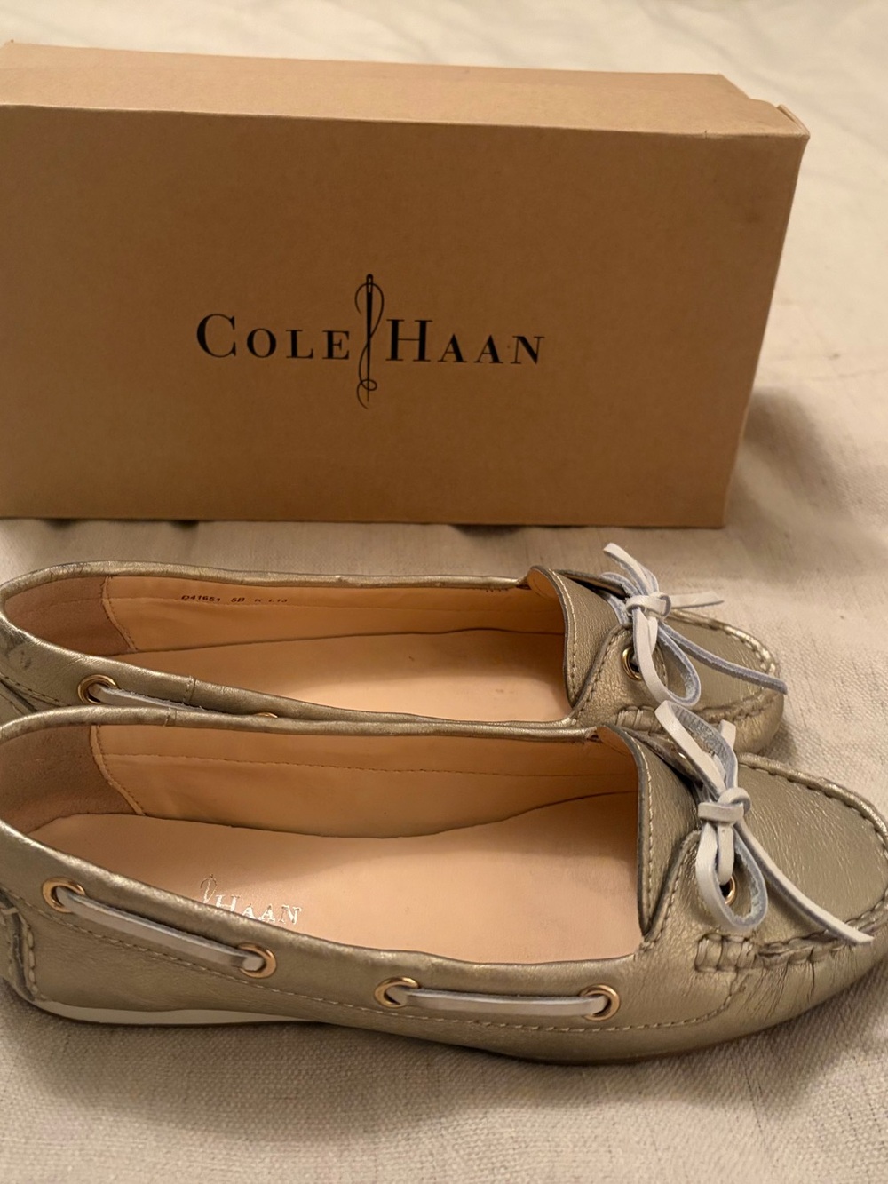 Cole Haan Metallic Gold Leather Driving Moccasins with Bow Size 5